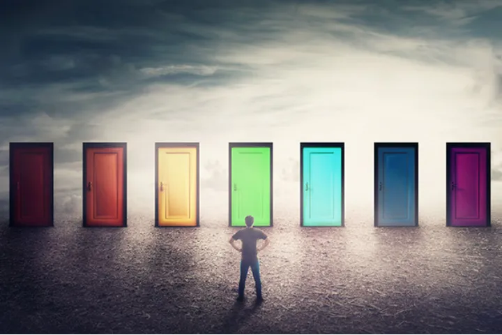 در این شرایط چگونه رفتار کنیم و انتخاب‌هایمان را شکل دهیم؟